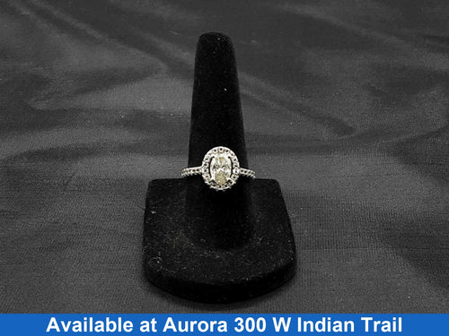 Women's Ring - White Gold 14k (.585) 3.7 grams Size 6.5