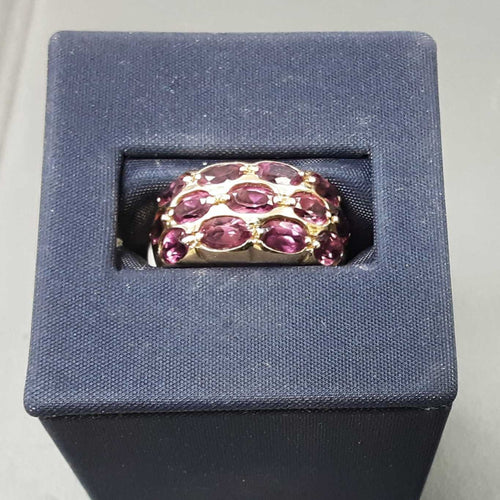 Women's Ring - Yellow Gold 10k (.417) 3.6 grams Size 7