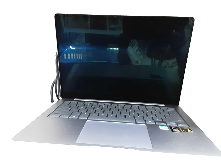 Samsung Galaxy Book 4 Edge Qualcomm Snapdragon 16 Gb 500 Gb Silver Laptop