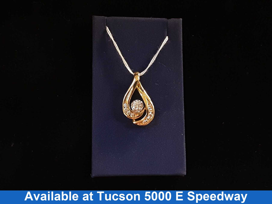 Diamond Pendant - Yellow Gold 14k (.585) 2.4 grams