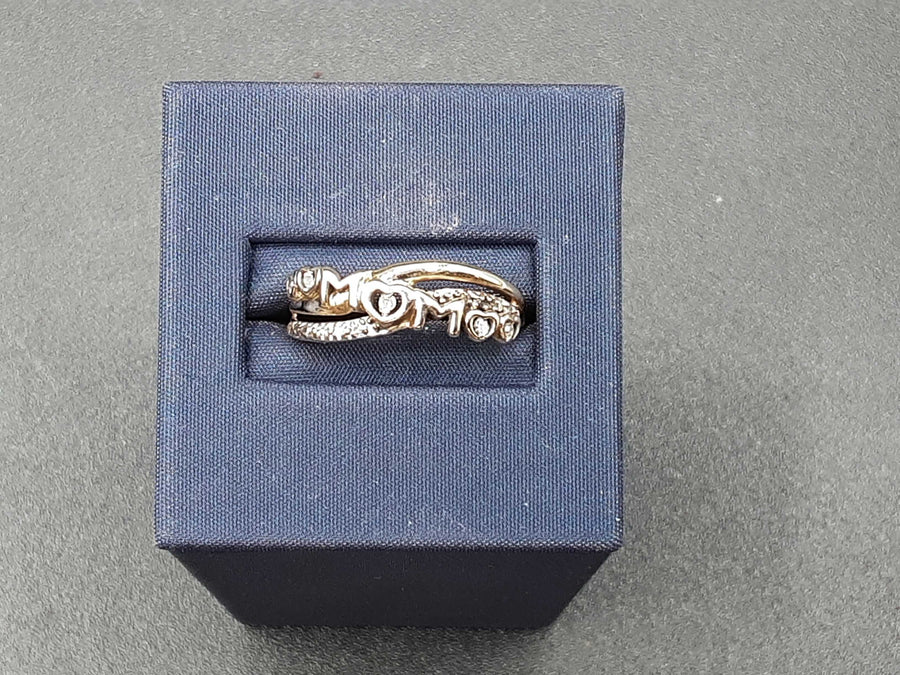Women's Ring - Yellow Gold 10k (.417) 2.6 grams Size 7