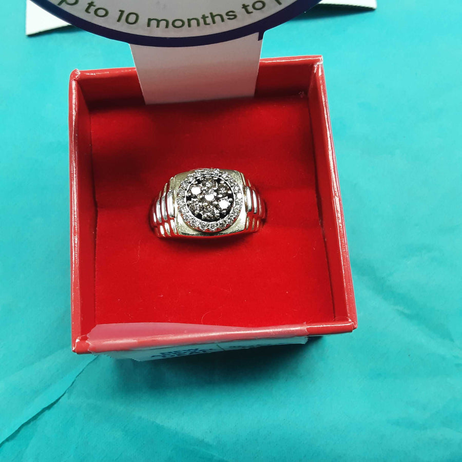 Men's Ring - Yellow Gold 10k (.417) 8 grams Size 8.5