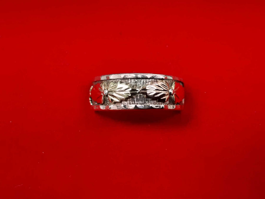 Men's Ring - Silver 5.1 grams Size 8