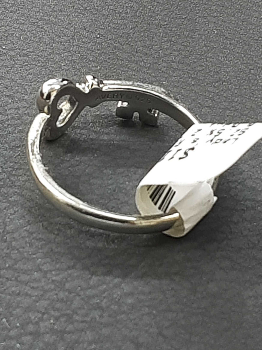 Women's Ring - Silver 2.7 grams Size 9.5