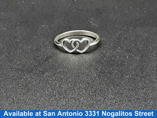 Women's Ring - Silver 2.2 grams Size 10
