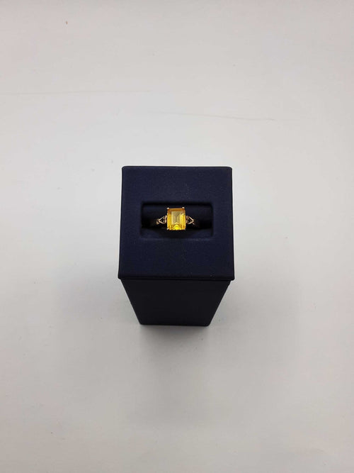 Women's Ring - Yellow Gold 10k (.417) 2 grams Size 7