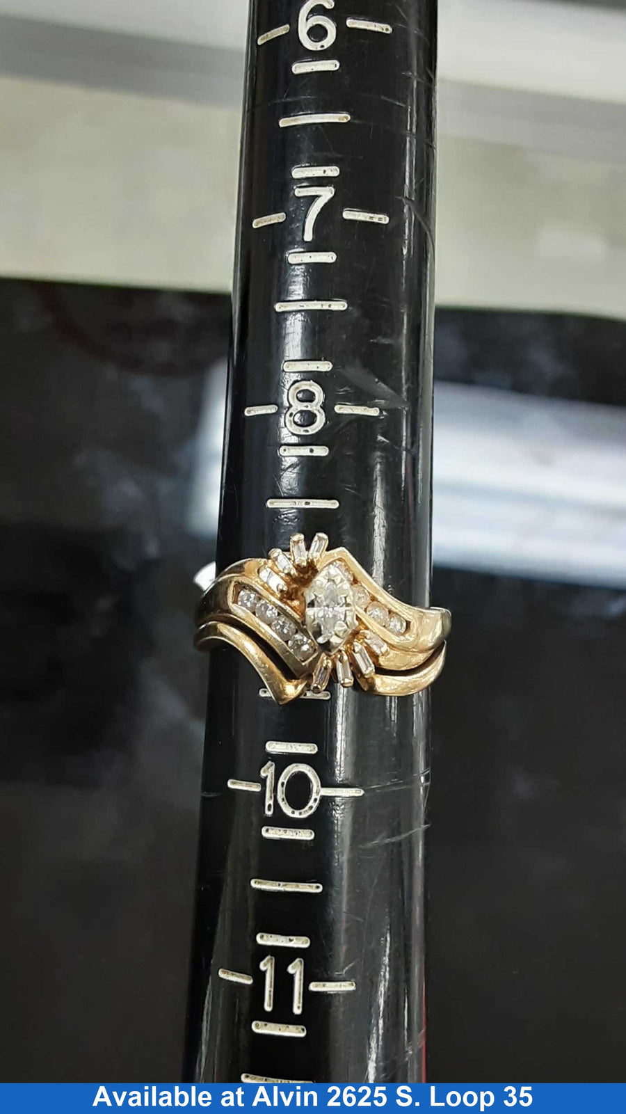 Women's Ring - Yellow Gold 14k (.585) 6 grams Size 10