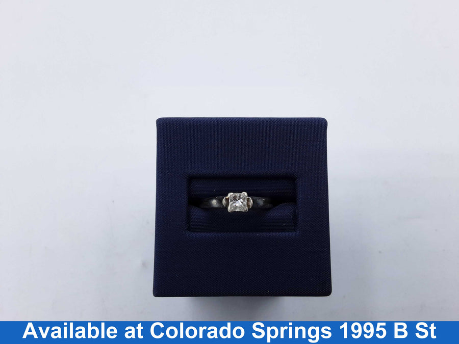 Women's Ring - Solitaire - White Gold 14k (.585) 2.8 grams Size 5