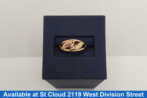 Women's Ring - Black Hills Gold 10k (.417) 1.62 grams Size 6