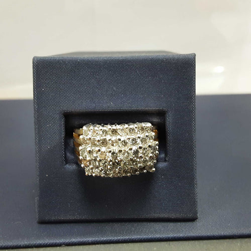 Women's Ring - Yellow Gold 14k (.585) 7.4 grams Size 9.5
