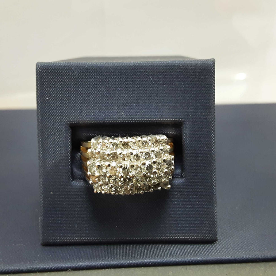 Women's Ring - Yellow Gold 14k (.585) 7.4 grams Size 9.5