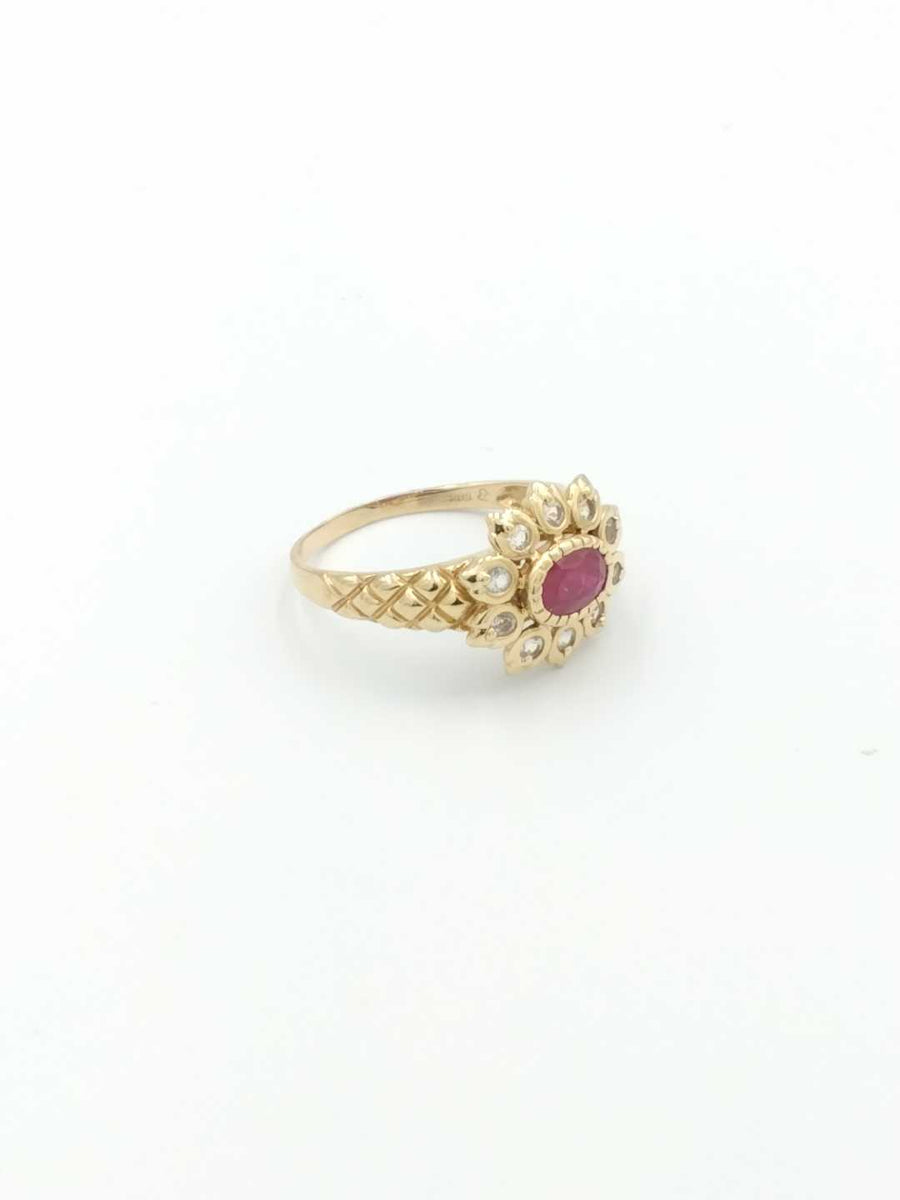 Women's Ring - Yellow Gold 14k (.585) 4.2 grams Size 11