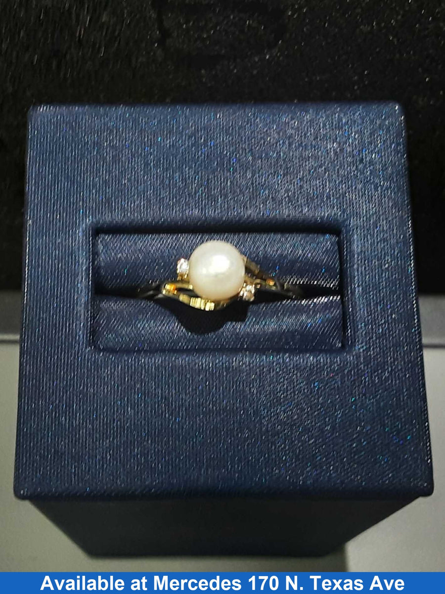 Women's Ring - Yellow Gold 10k (.417) 1.2 grams Size 8