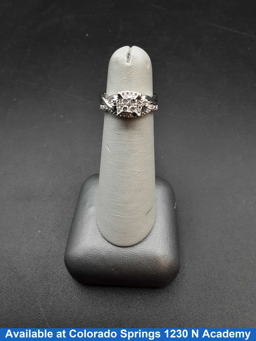 Ring - Engagement Set - White Gold 10k (.417) 3.8 grams Size 4