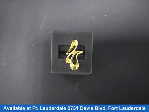 Women's Ring - Yellow Gold 10k (.417) 6.8 grams Size 8.5