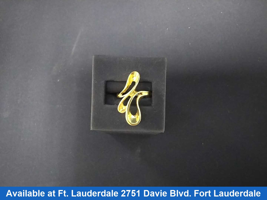 Women's Ring - Yellow Gold 10k (.417) 6.8 grams Size 8.5