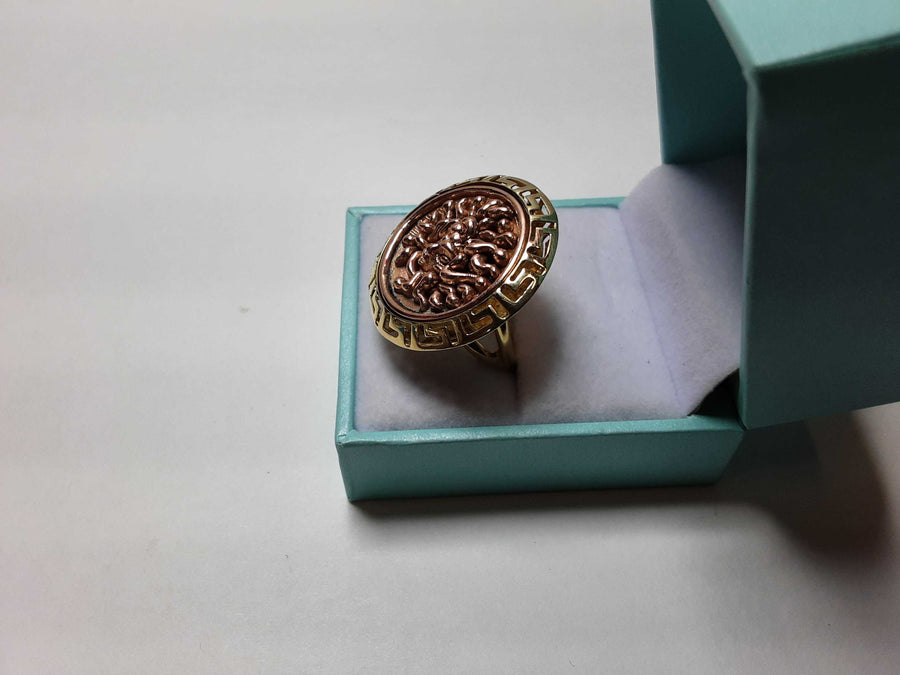 Women's Ring - Yellow Gold 14k (.585) 8.6 grams Size 6.5