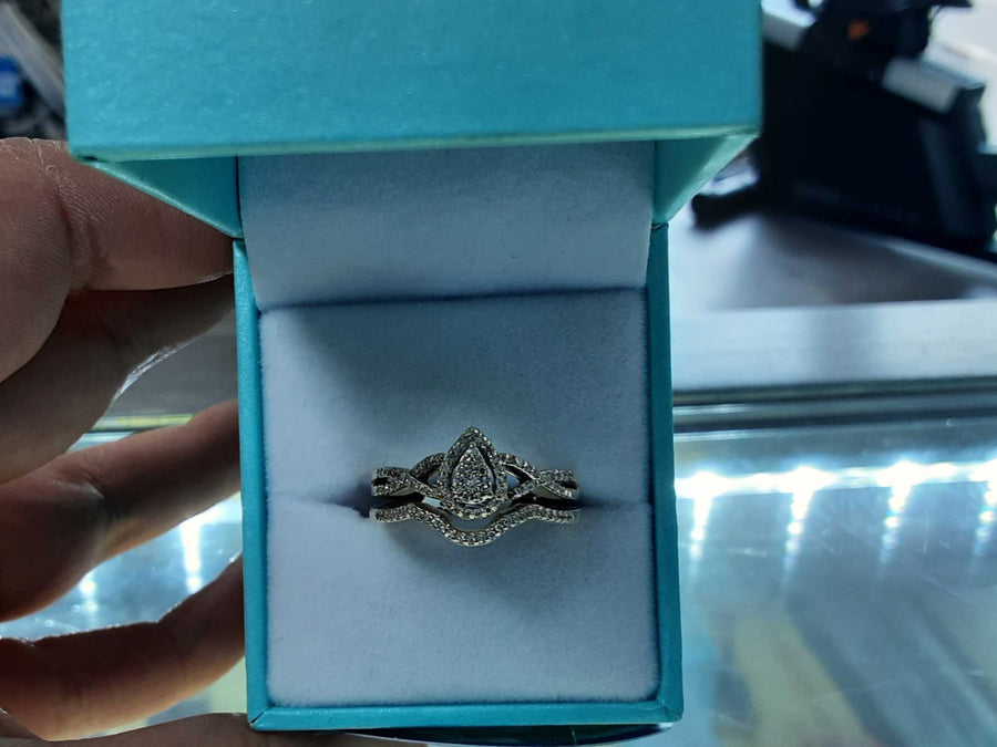 Ring - Engagement Set - Yellow Gold 10k (.417) 4.1 grams Size 7.5