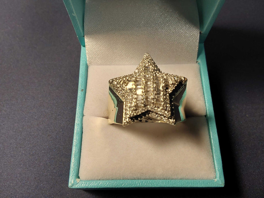 Men's Ring - Yellow Gold 10k (.417) 9.6 grams Size 12.5