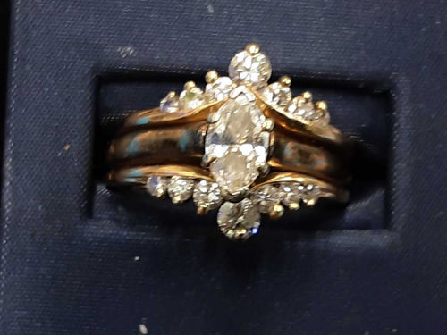 Women's Ring - Yellow Gold 14k (.585) 7.9 grams Size 9