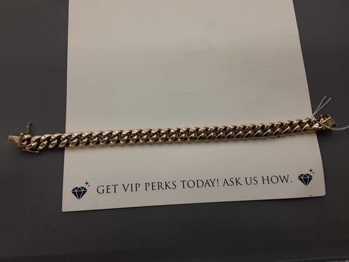 Cuban Link Bracelet - Yellow Gold 10k (.417) 27.8 grams 8 inch