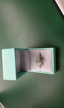 Women's Ring - White Gold 10k (.417) 4 grams Size 7