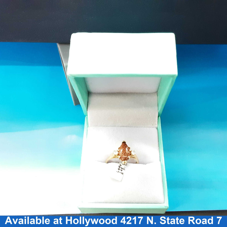 Women's Ring - Yellow Gold 14k (.585) 1.8 grams Size 5
