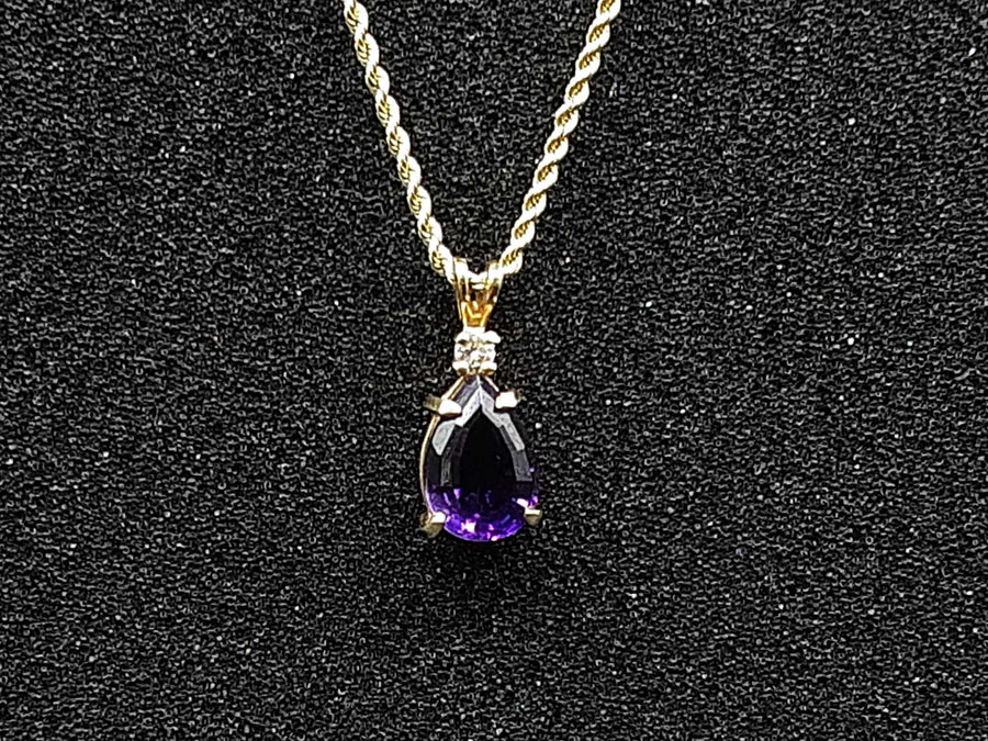 Diamond Pendant - Yellow Gold 14k (.585) 5 grams