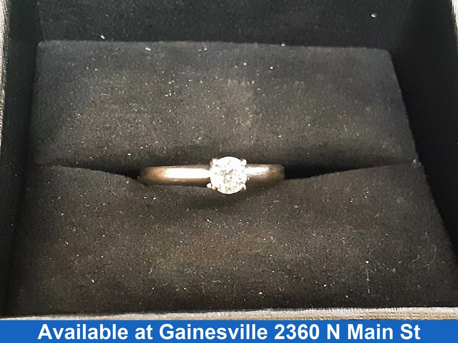 Women's Ring - Solitaire - White Gold 14k (.585) 2.2 grams Size 7.5