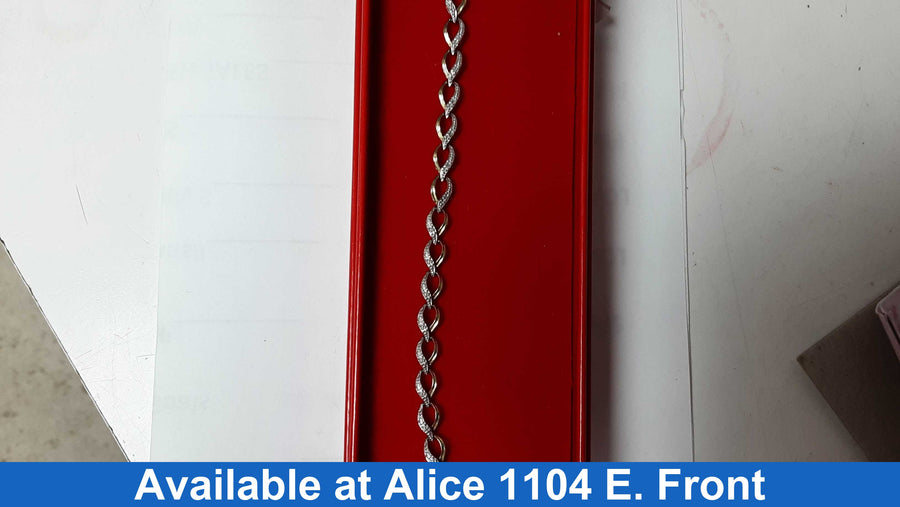 Bracelet - Yellow Gold 10k (.417) 4 grams 8 inch