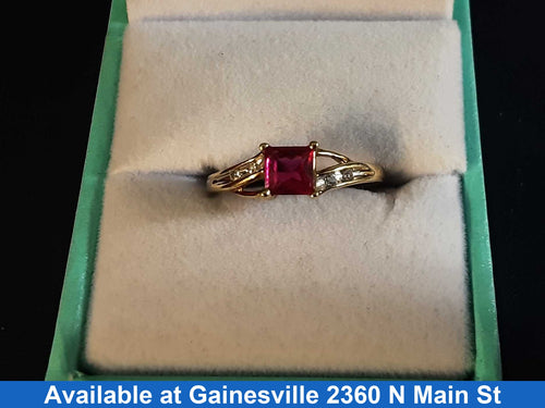 Women's Ring - Yellow Gold 10k (.417) 1.7 grams Size 7