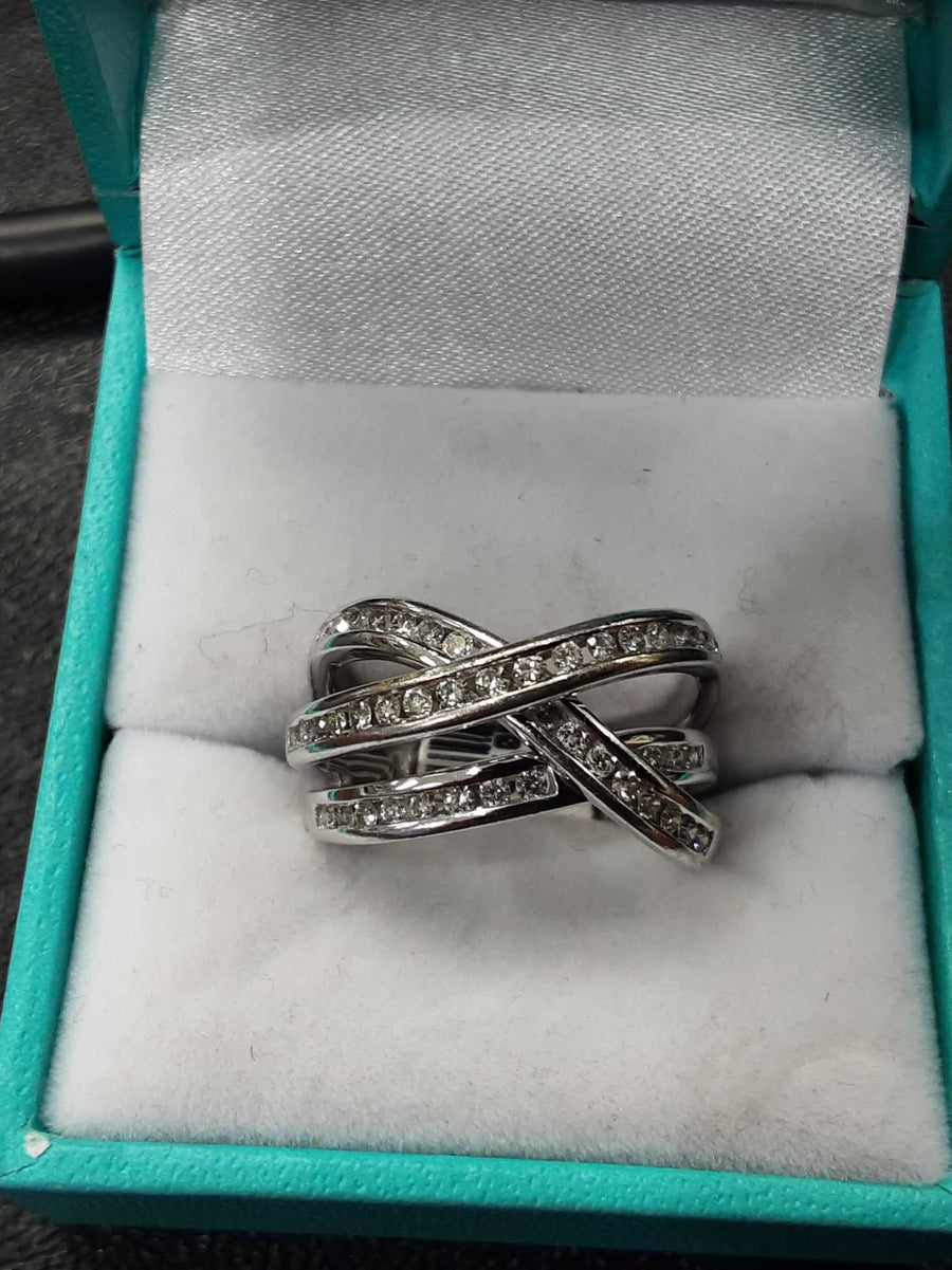 Women's Ring - White Gold 14k (.585) 7.3 grams Size 7