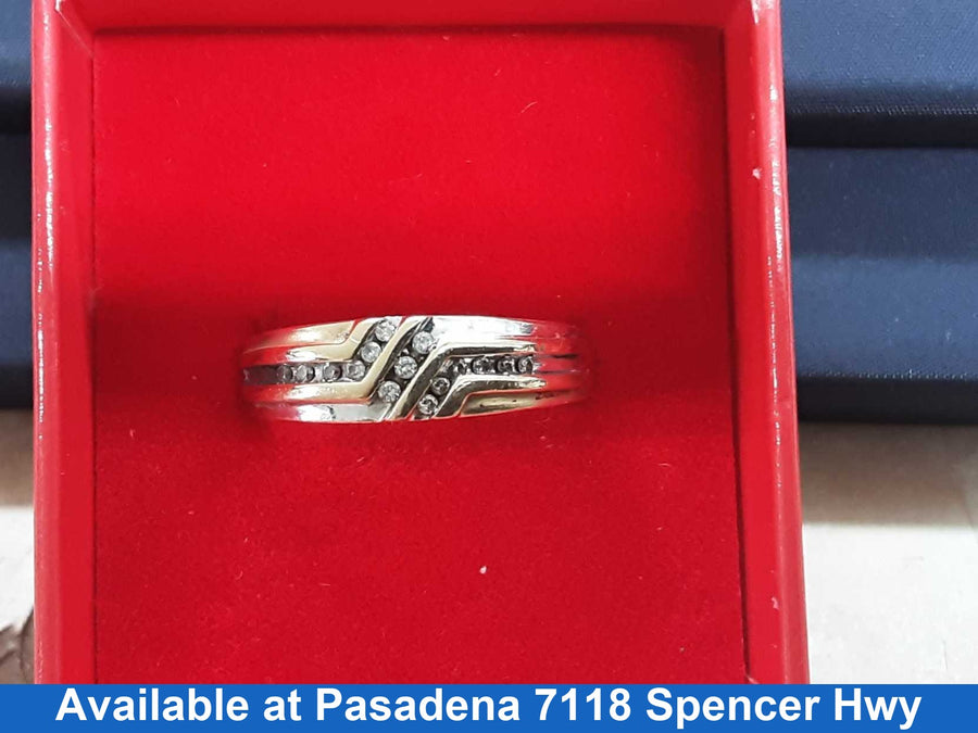 Men's Ring - Yellow Gold 10k (.417) 3.8 grams Size 20