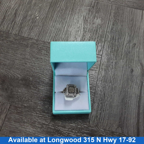 Women's Ring - White Gold 10k (.417) 4.6 grams Size 6