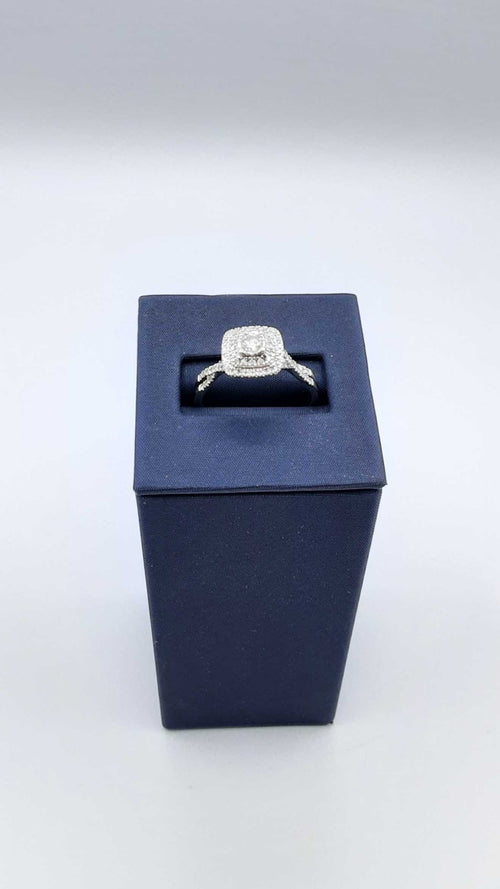 Women's Ring - White Gold 14k (.585) 2.8 grams Size 8