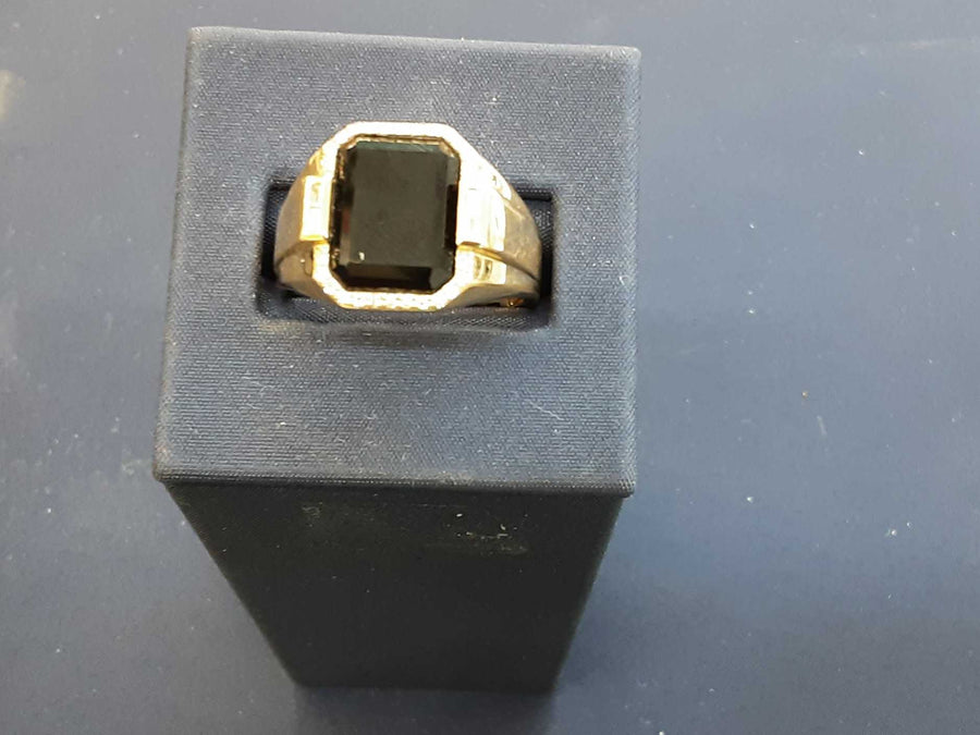Men's Ring - Yellow Gold 14k (.585) 8.7 grams Size 10