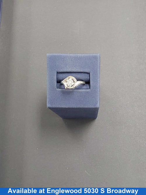 Women's Ring - Solitaire - White Gold 10k (.417) 2.3 grams Size 5.5