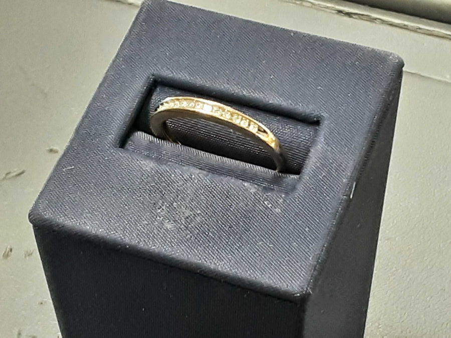 Ring - Wedding Band - Yellow Gold 10k (.417) 1.4 grams Size 7