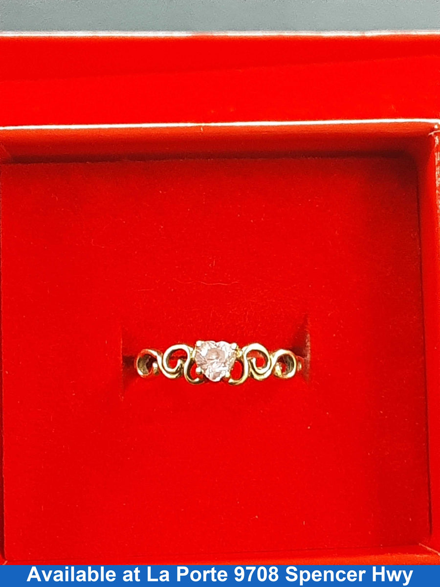 Women's Ring - Solitaire - Yellow Gold 10k (.417) 1.1 grams Size 8