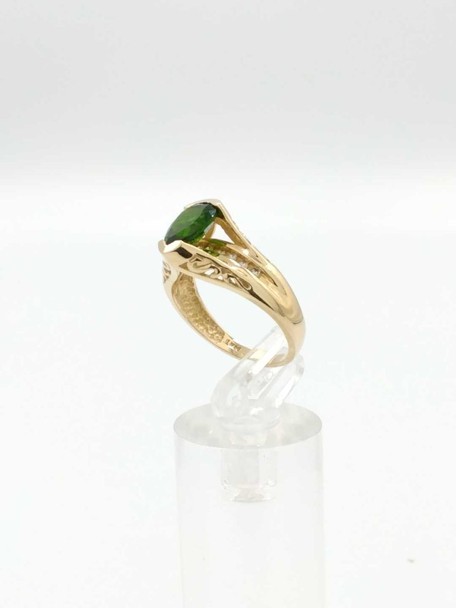 Women's Ring - Yellow Gold 14k (.585) 4.3 grams Size 7