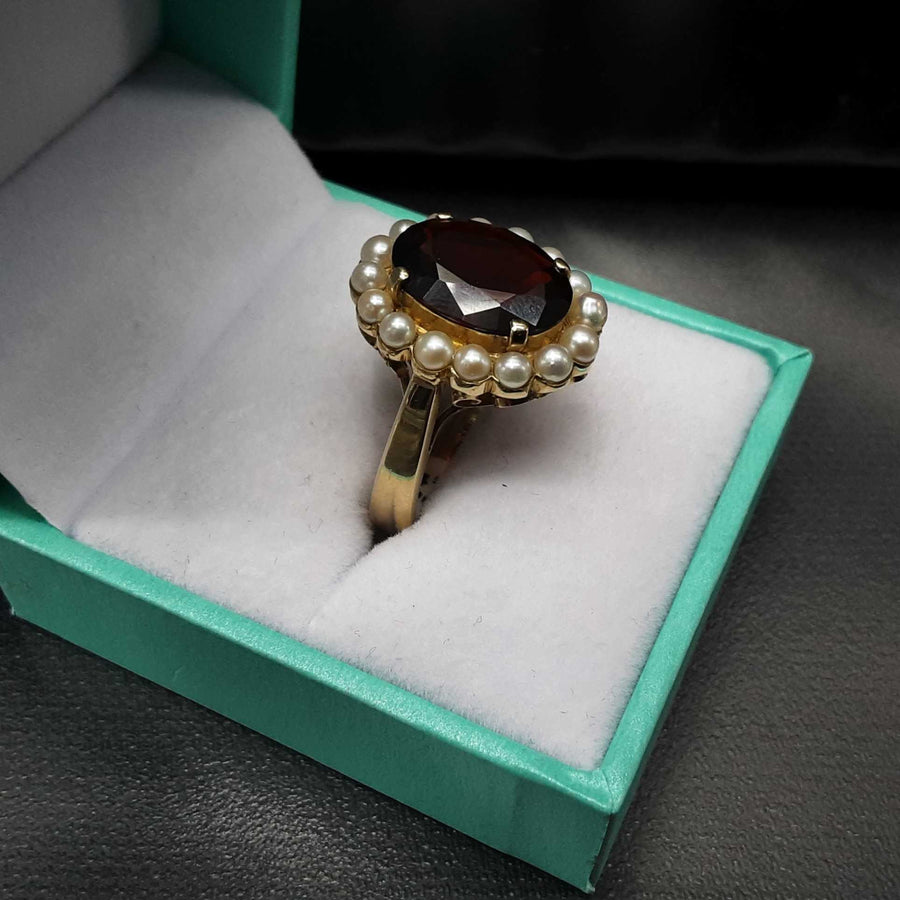 Women's Ring - Yellow Gold 14k (.585) 7.4 grams Size 8