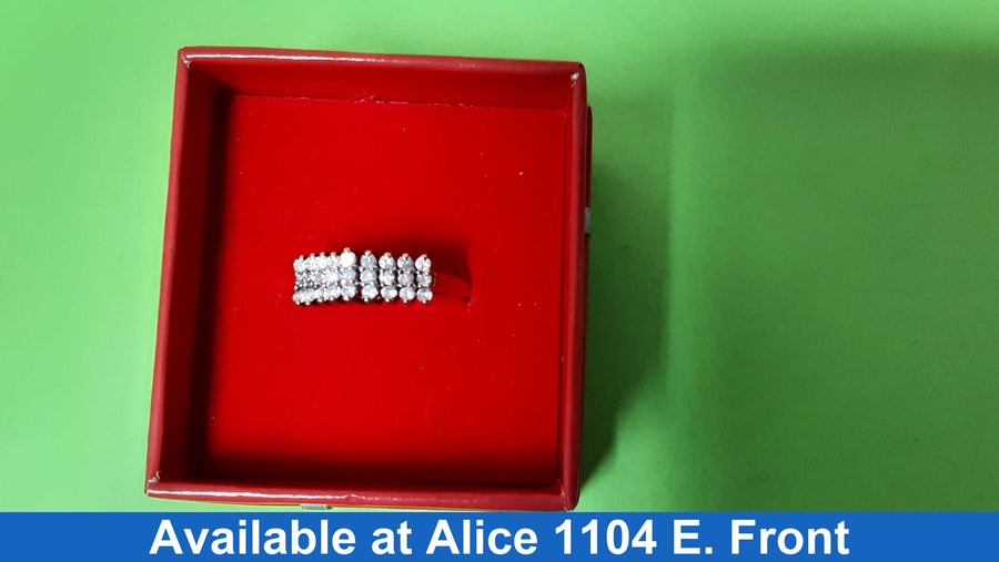 Women's Ring - Yellow Gold 10k (.417) 2.7 grams Size 7