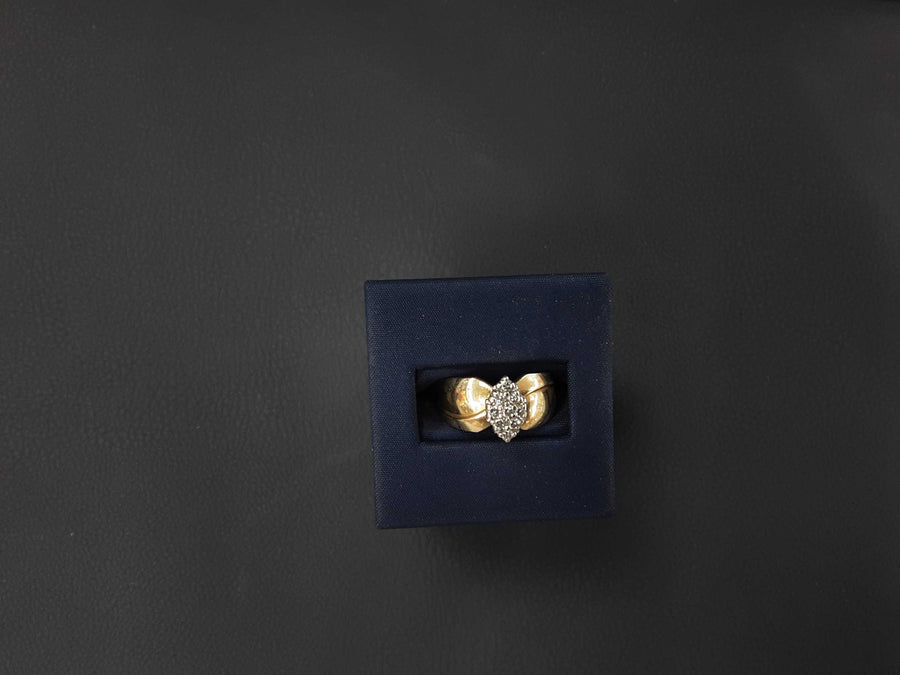 Women's Ring - Yellow Gold 10k (.417) 4.6 grams Size 8.5