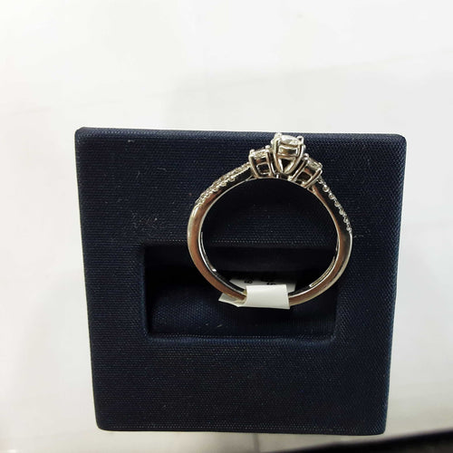 Women's Ring - White Gold 10k (.417) 1.9 grams Size 7