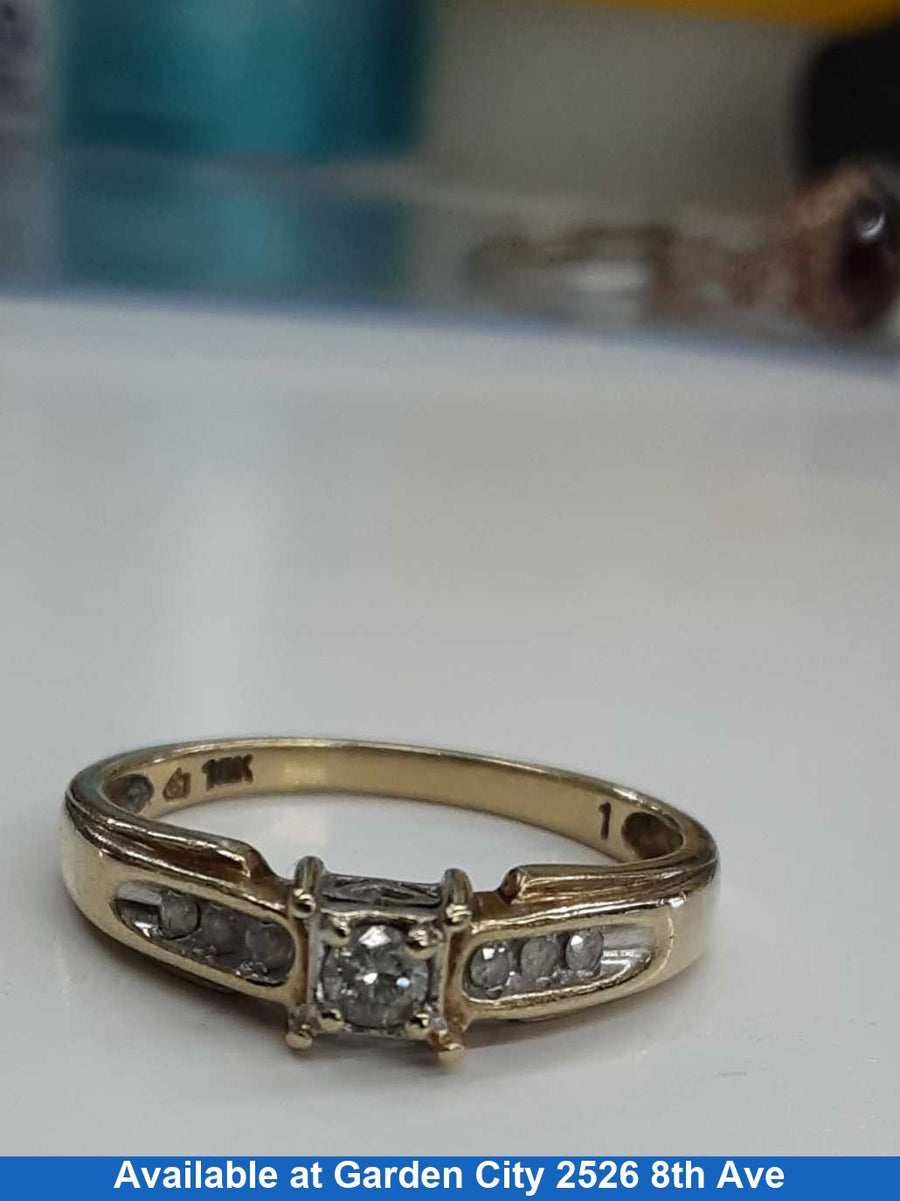 Women's Ring - Anniversary - Yellow Gold 10k (.417) 2.2 grams Size 7