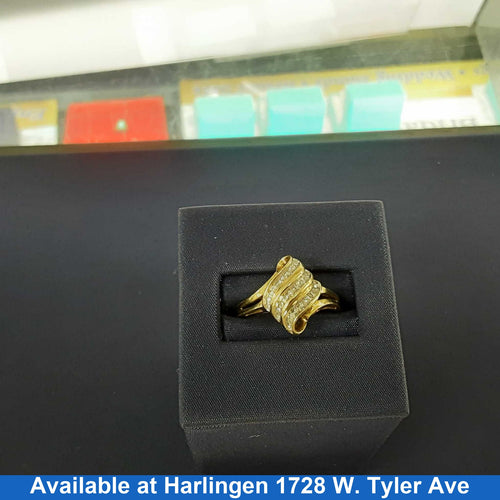 Women's Ring - Yellow Gold 10k (.417) 3.1 grams Size 9.5