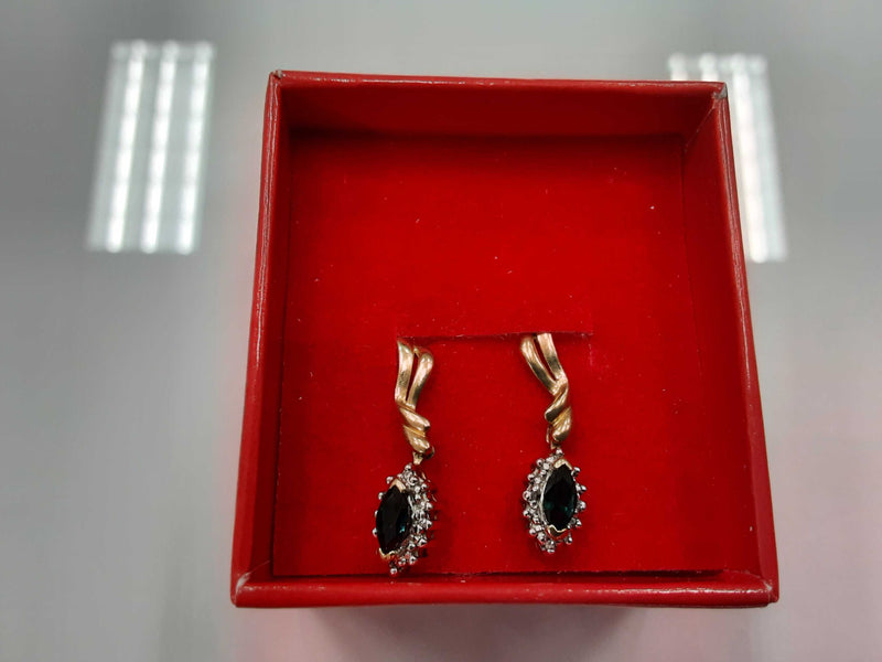 Earrings with stones Yellow Gold 10k (.417) 2.3 grams