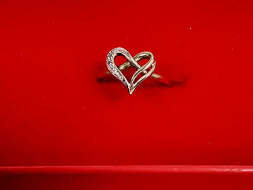Women's Ring - Yellow Gold 10k (.417) 1.9 grams Size 6.5