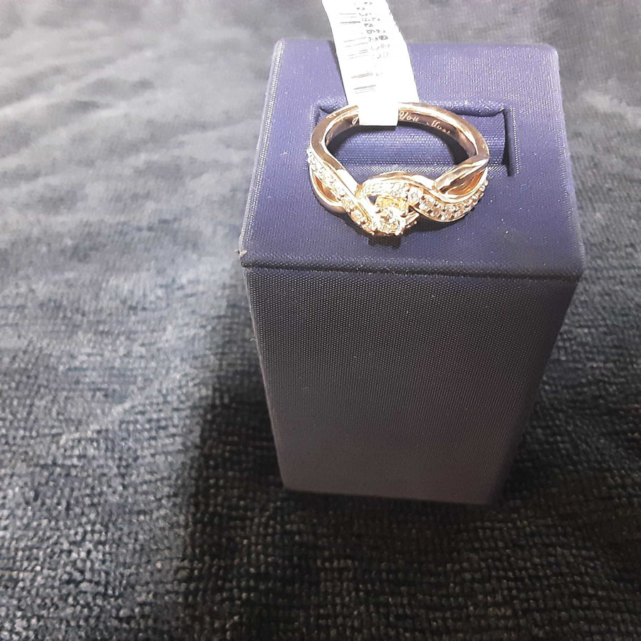 Women's Ring - Rose Gold 14k (.585) 6 grams Size 8.5