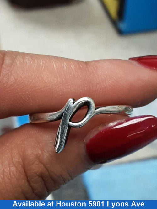 Women's Ring - Silver 2.7 grams Size 9.5